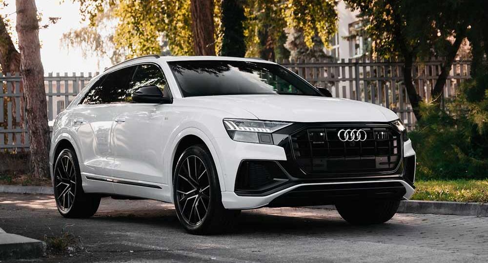 Audi-Q8-1 (Demo)